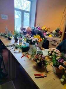received_1703312540086295